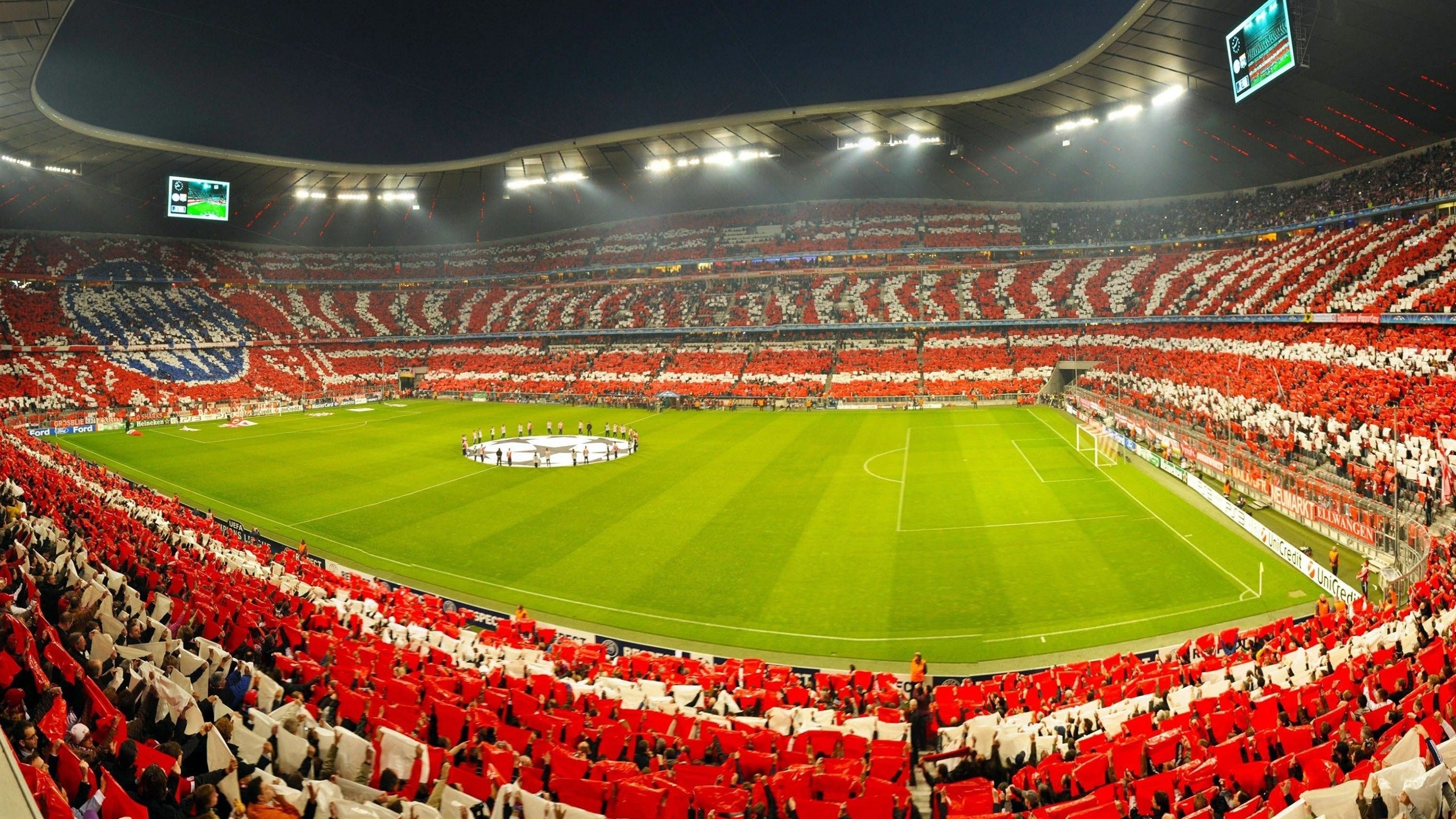 德甲极速反击:冲破防线的瞬间令人惊叹,德甲打法